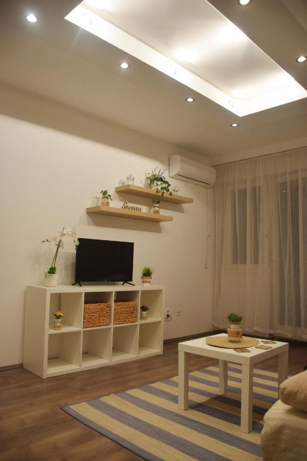 Feel Danube Apartment Σεμλίνο Εξωτερικό φωτογραφία